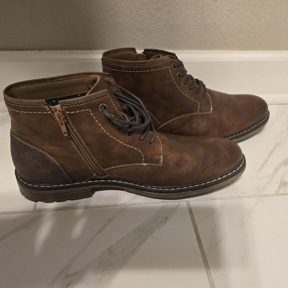 Hawker Rye Men's Boomvalk Contrast Stitch Ankle Combat Boots - 10.5 - NEW